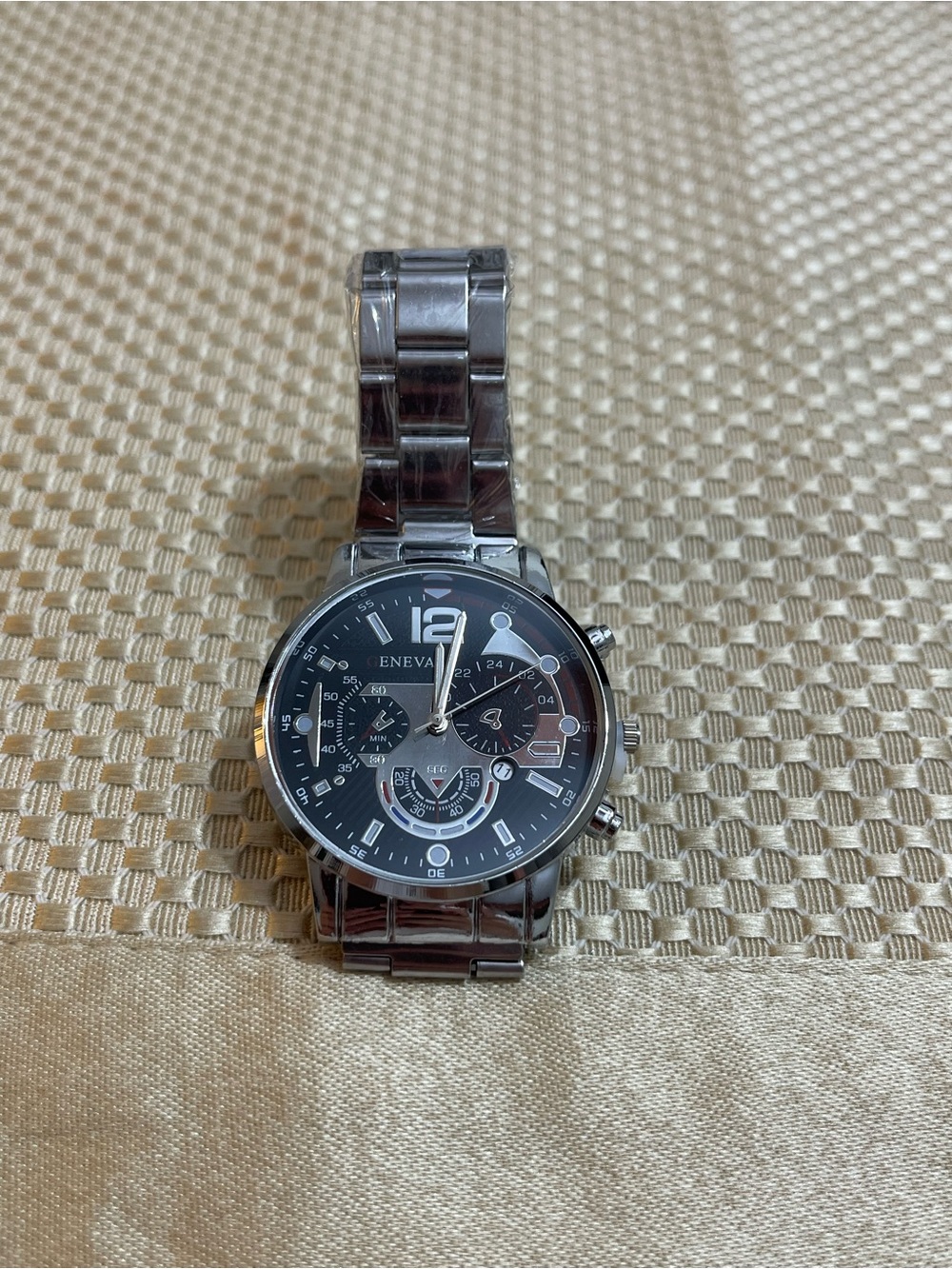 Geneva Men's Silver Watch with Black Dial